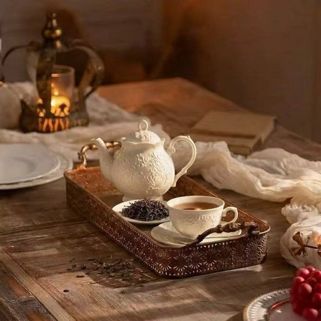 Evening Tea: Gentle Loose Leaf Tea for a Softer Night Cup